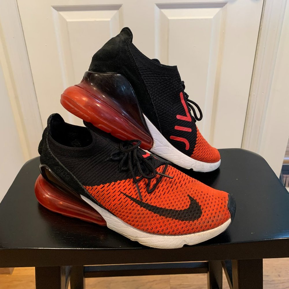 NIKE AIR MAX 270  9.5 Men